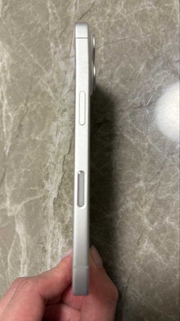 【ジャンク品】iPhone16 128G ホワイト