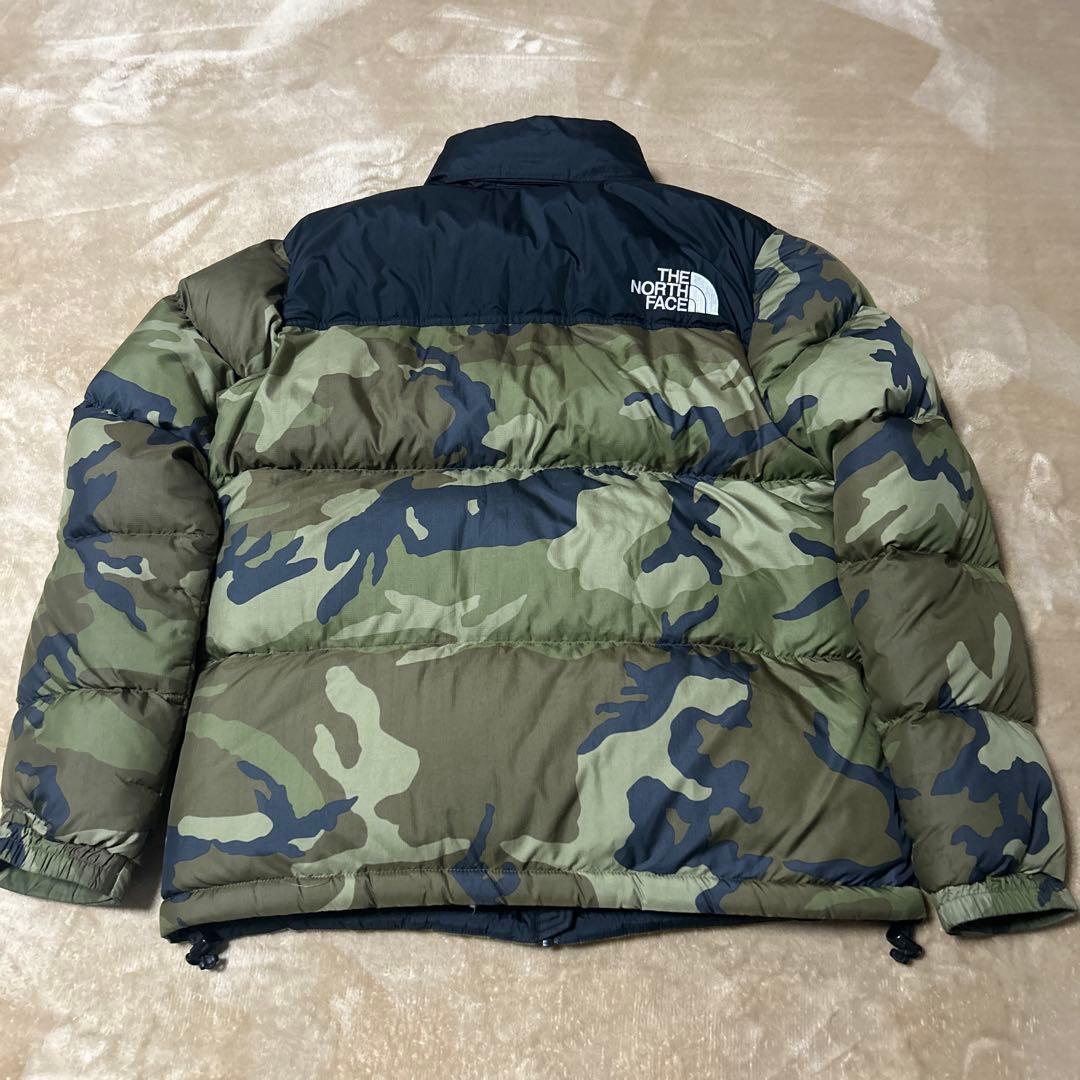人気サイズTHE NORTH FACE カモフラージュ ヌプシダウンLサイズ