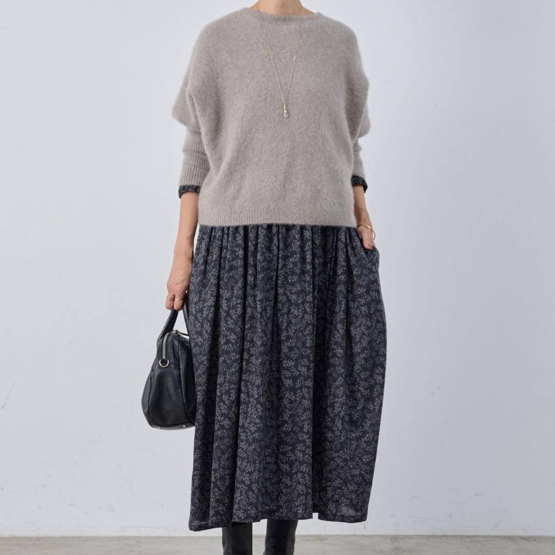 【新品タグ付】ビアズリー リーフプリントギャザーワンピース