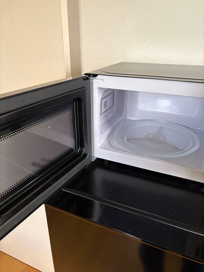 ほぼ新品！106L冷蔵庫＋6kg洗濯機 + 700w 17L 電子レンジ