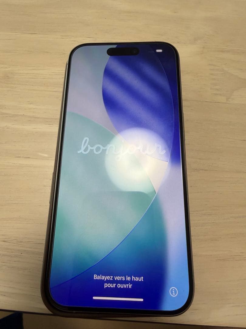 iPhone 15 Pro 128GB ナチュラルチタニウム 動作確認済