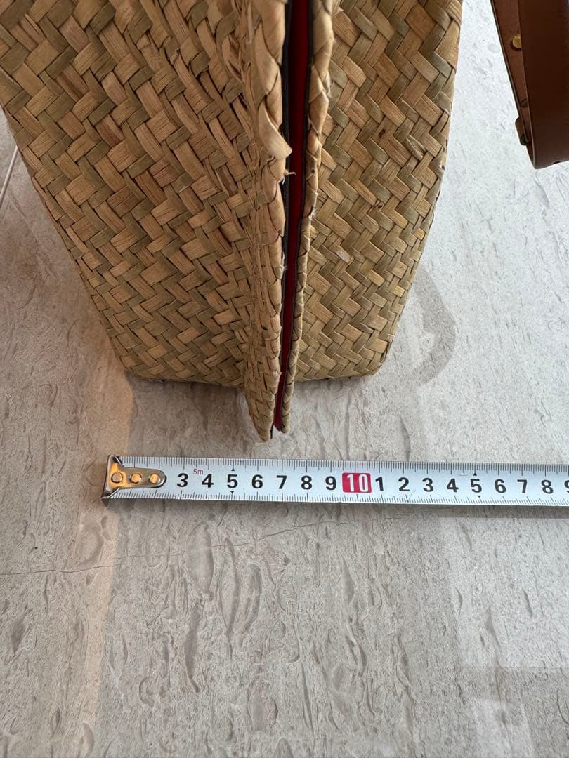 ヴァレンティノ　ラタン　カゴバッグ