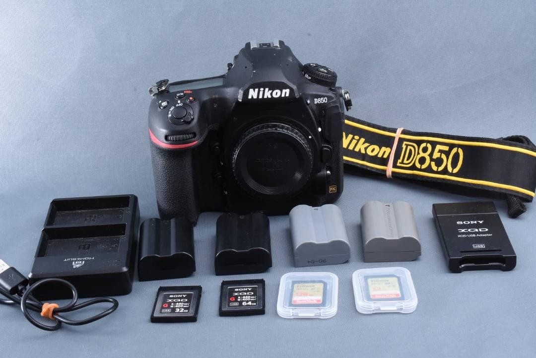 Nikon D850 動作良好 純正含むバッテリー4個 SD付属 ニコン
