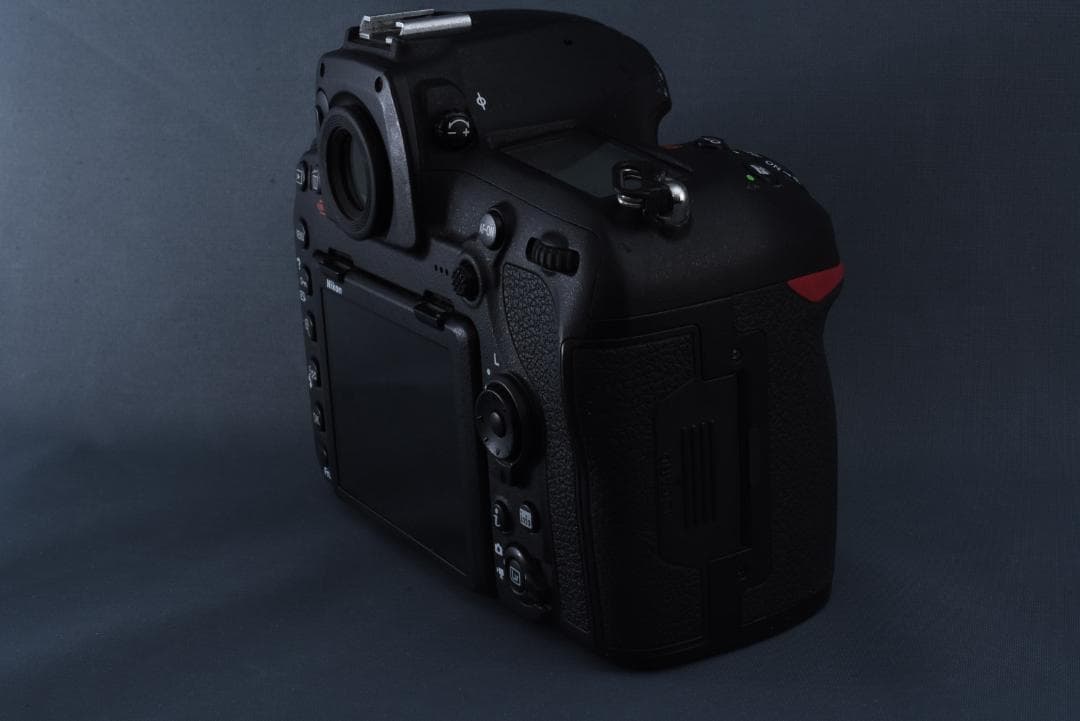 Nikon D850 動作良好 純正含むバッテリー4個 SD付属 ニコン