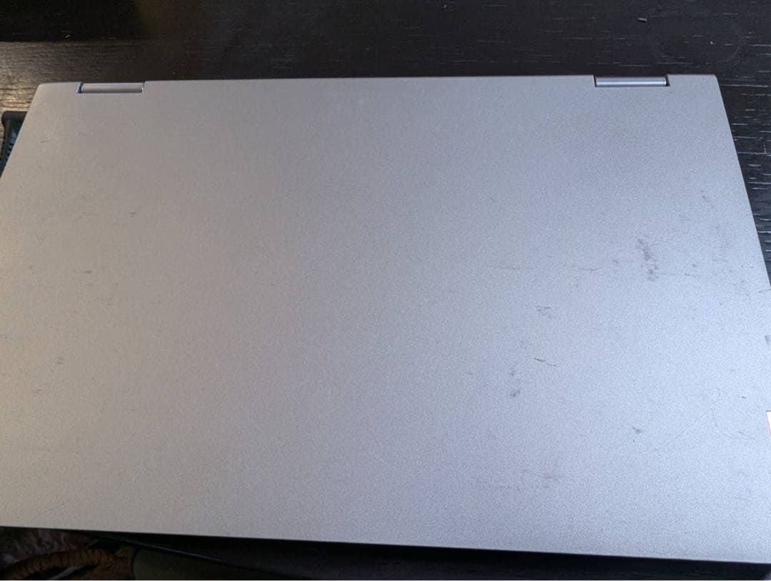 ジャンク　ひび割れあり Ryzen 3 4300u Radeon graphic