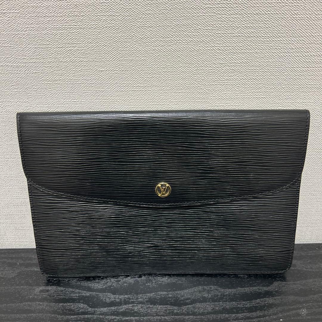 ルイヴィトン　ブラックレザー クラッチバッグ