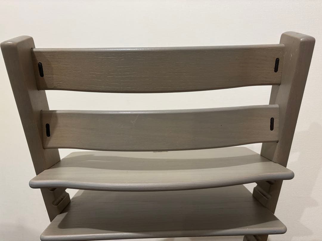 STOKKE TRIPP TRAPP グレーウォッシュ 木製　（日本未発売の色）