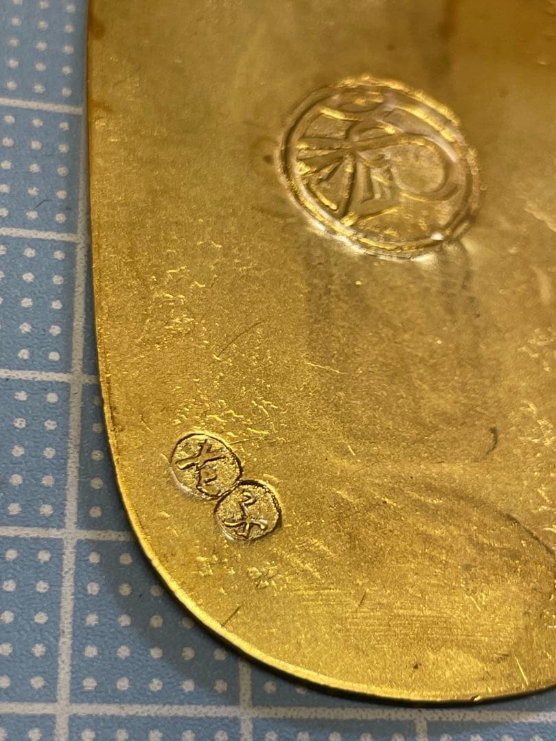 9*E様 小判　レプリカ　【m1277 骨董　レトロ　参考銭　見本　 金属】