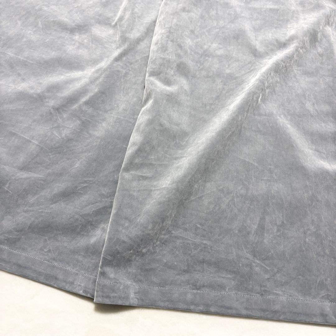 新品タグ付き★アディダス オリジナルス ベロア オーバーサイズ トラックパンツ