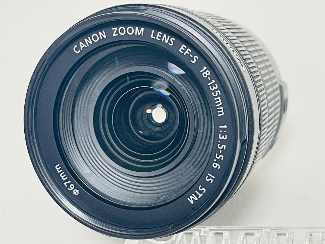 Canon キヤノン EF-S 18-135mm 3.5-5.6 IS STM