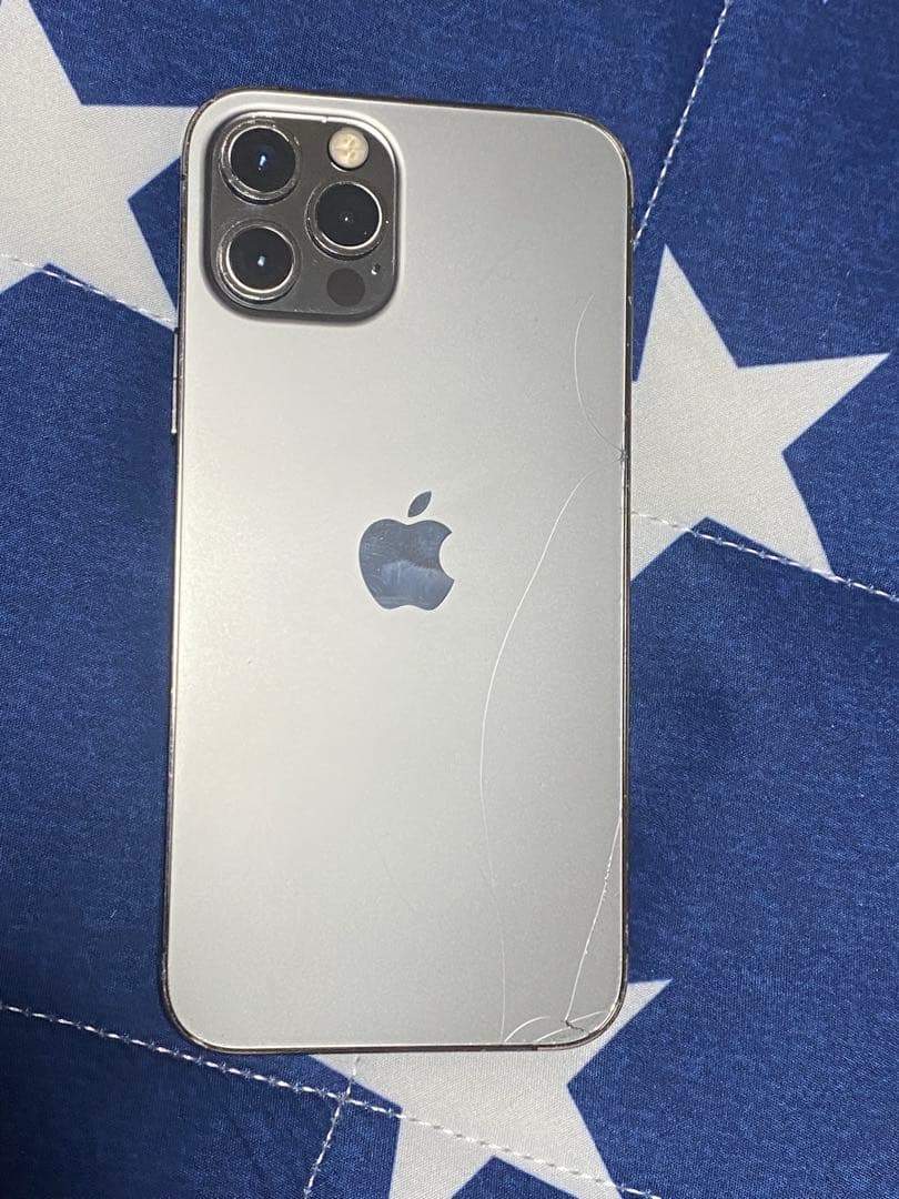 Apple iPhone 12Pro シルバー 本体 256