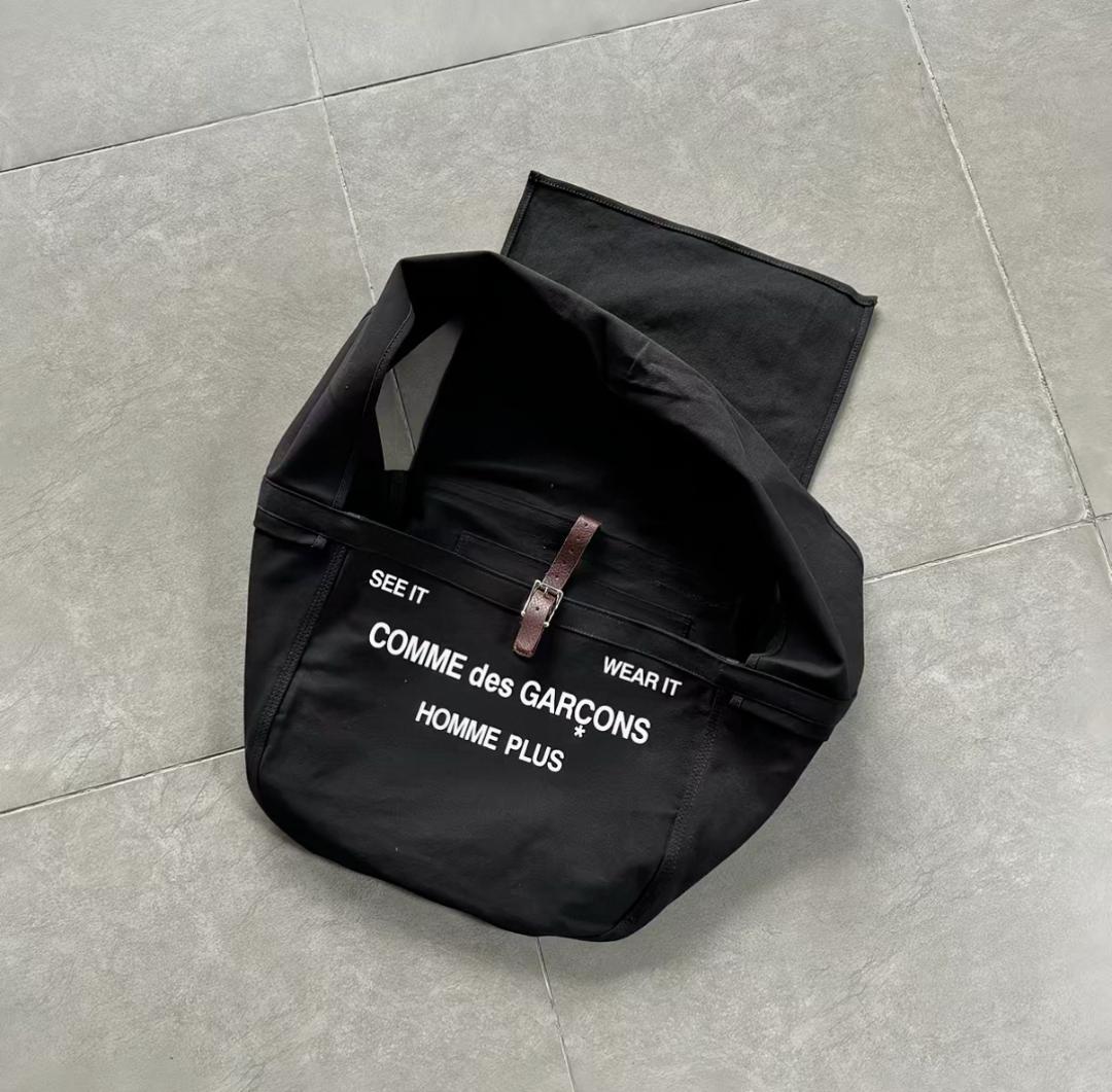 COMME des GARÇONS HOMME PLUS 黒 ショルダーバッグ