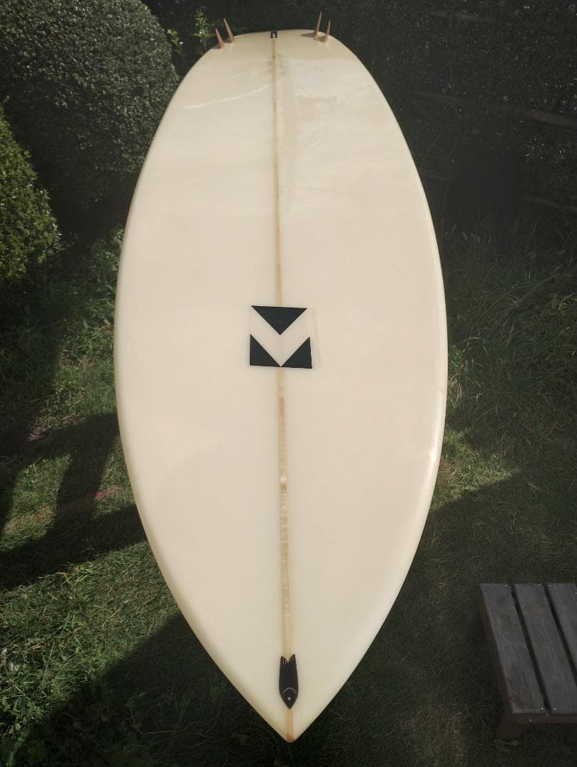 カツカワミナミ サーフボード / 5Fin BONZER 9`0