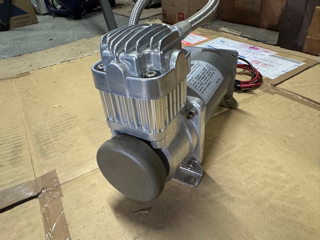 【ラムラム】完動品　VIAIR エアサス用　￼コンプレッサー