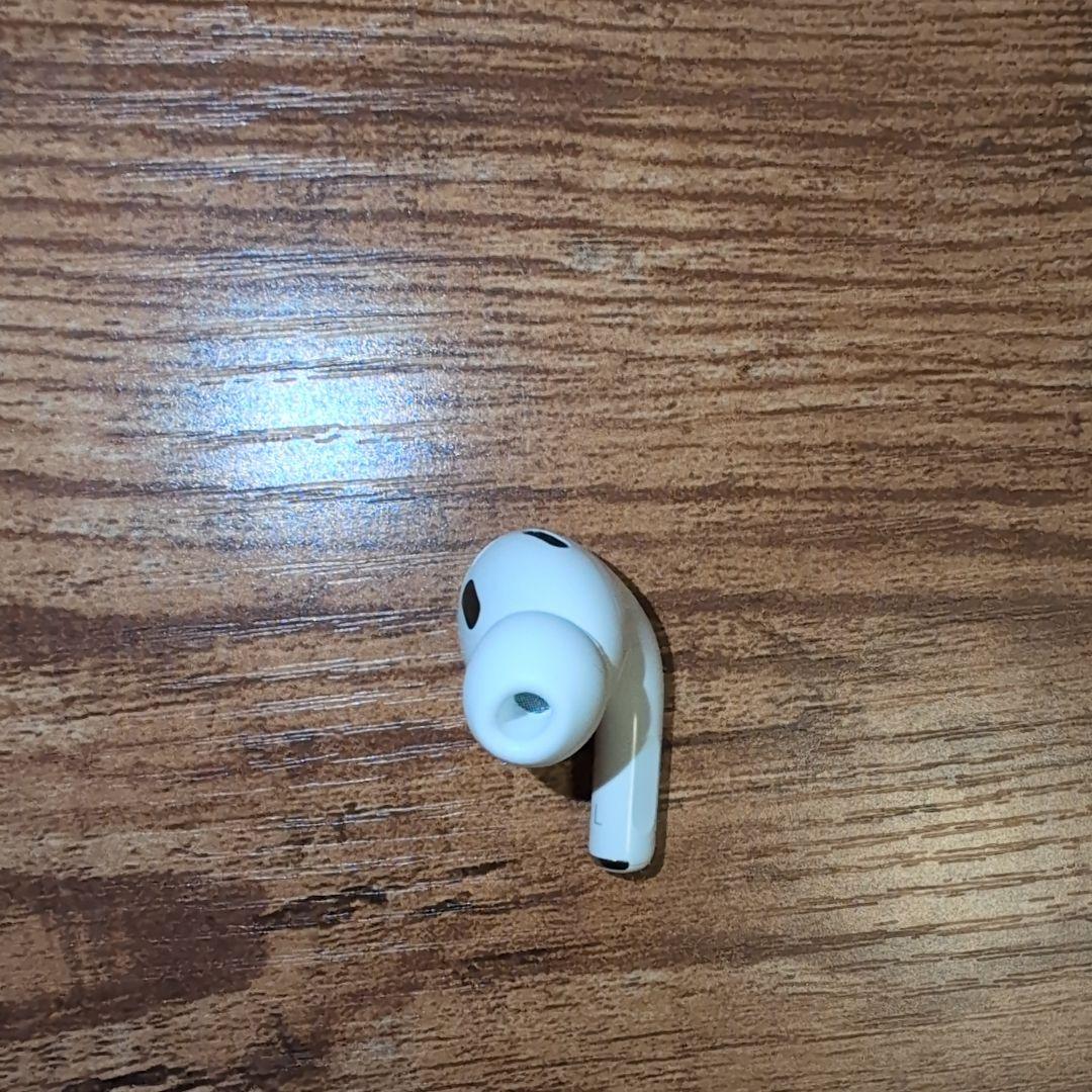 A*e様 AirPods Pro(第2世代) 本体+Magsafe充電ケース(U