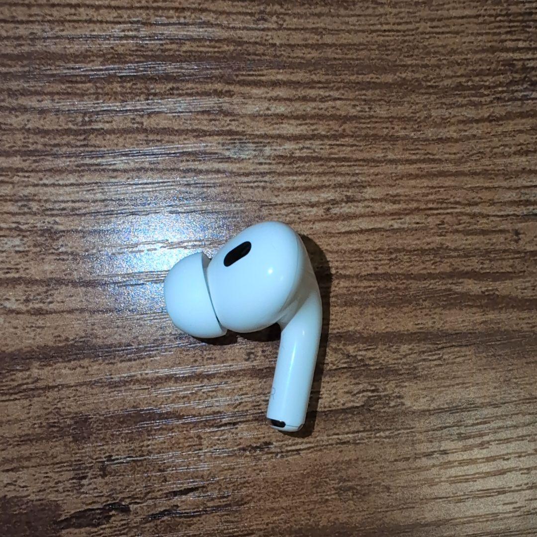 A*e様 AirPods Pro(第2世代) 本体+Magsafe充電ケース(U