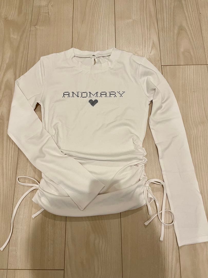 トップス ANDMARY Dot mary logo tops White