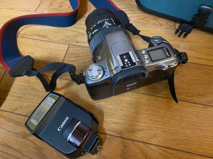 キャノン　一眼レフカメラ　4点セット