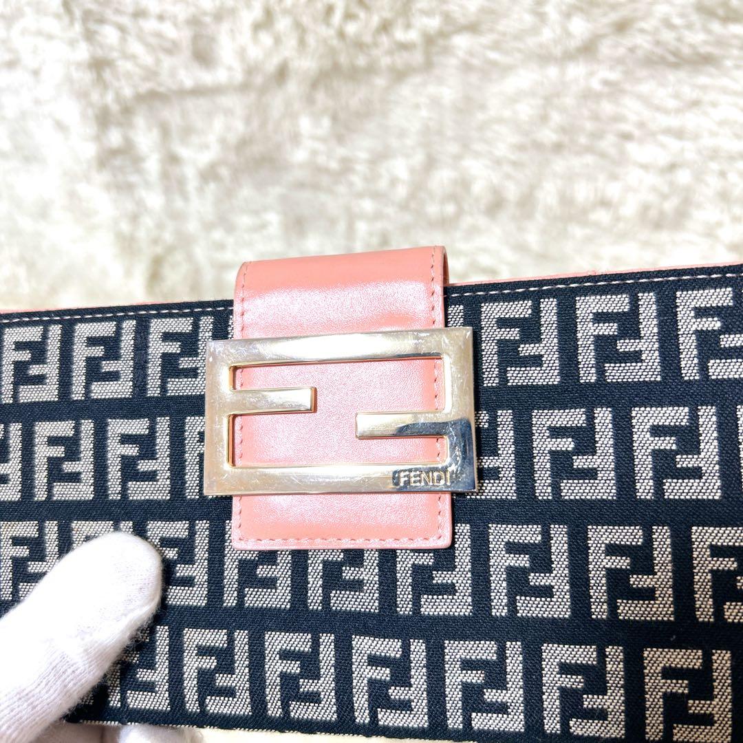 FENDI 長財布　ズッキーノ　FF柄　ズッカ柄