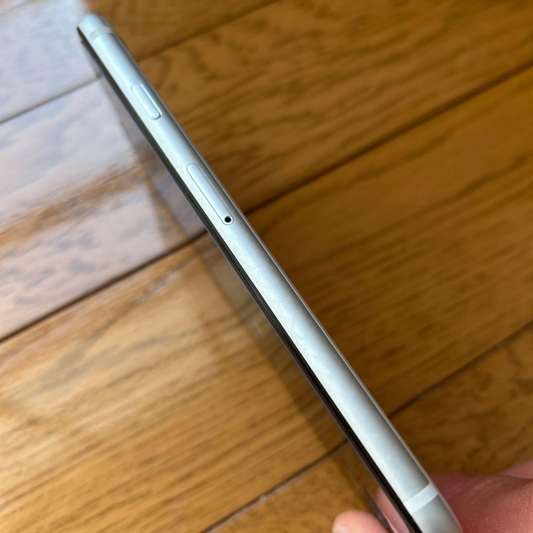 iPhone SE 第2世代 MHGQ3J/A