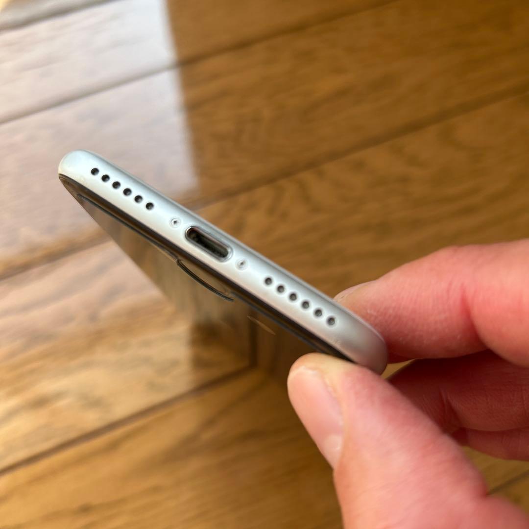 iPhone SE 第2世代 MHGQ3J/A