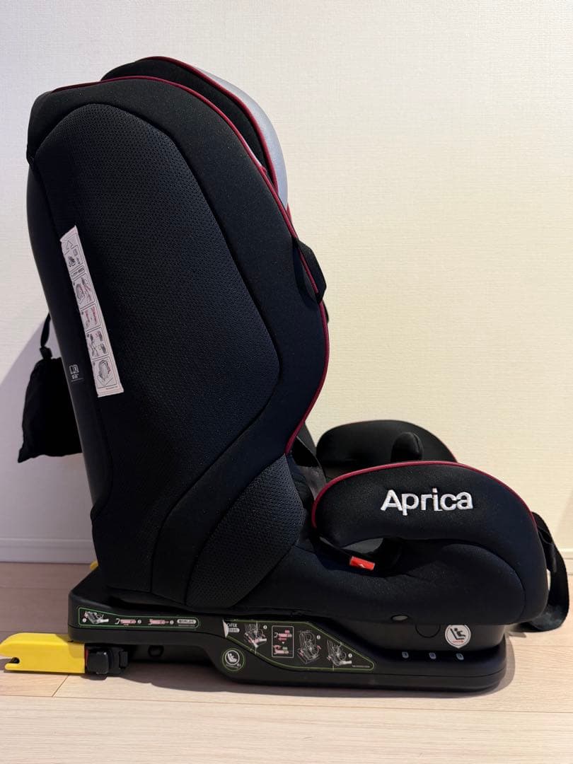 【2/18まで】アップリカ　フォームフィット　チャイルドシート　ISOFIX
