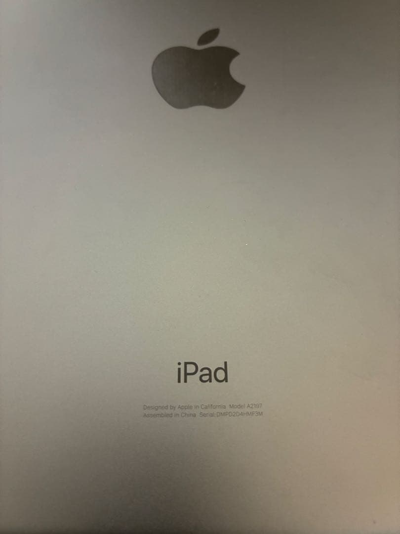 iPad 第7世代32GB Wi-Fiモデル スペースグレイー バッテリー94%