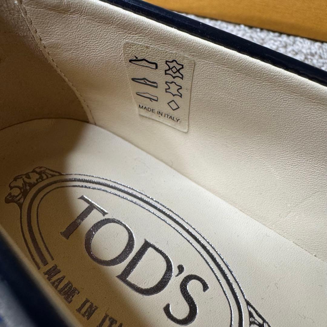 TOD’S トッズ ローファー パテント ネイビー