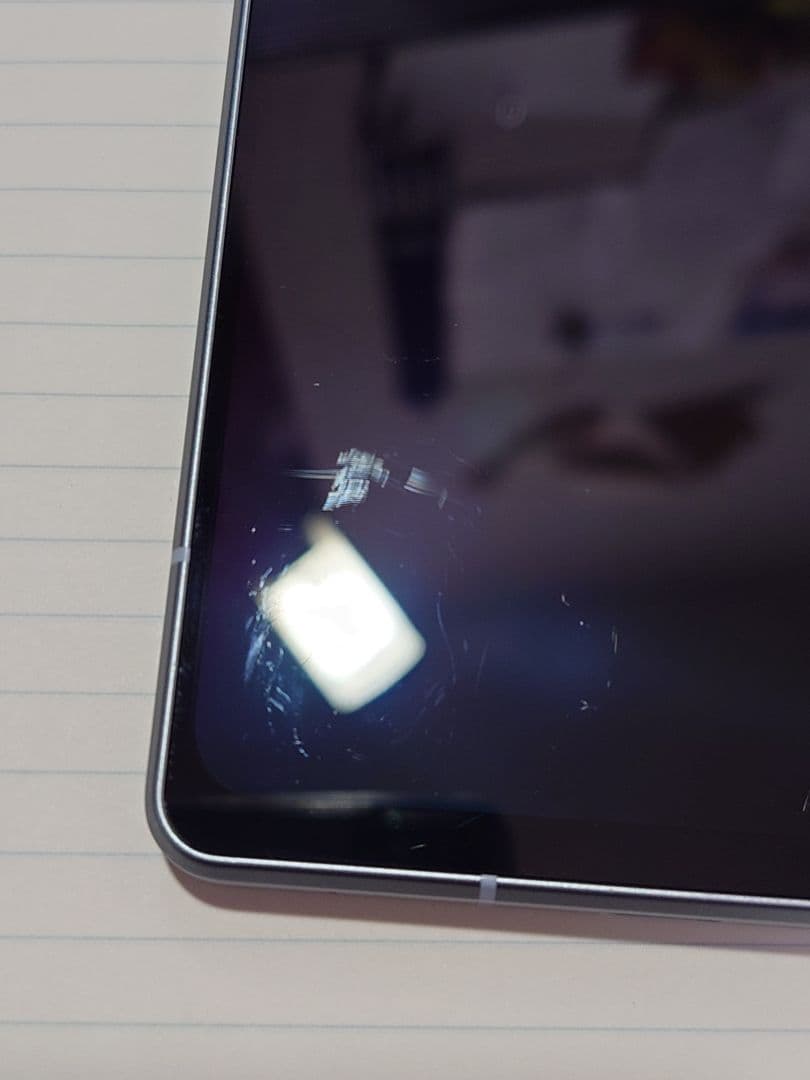 スマートフォン本体 SHARP docomo AQUOS R8 SH-52D