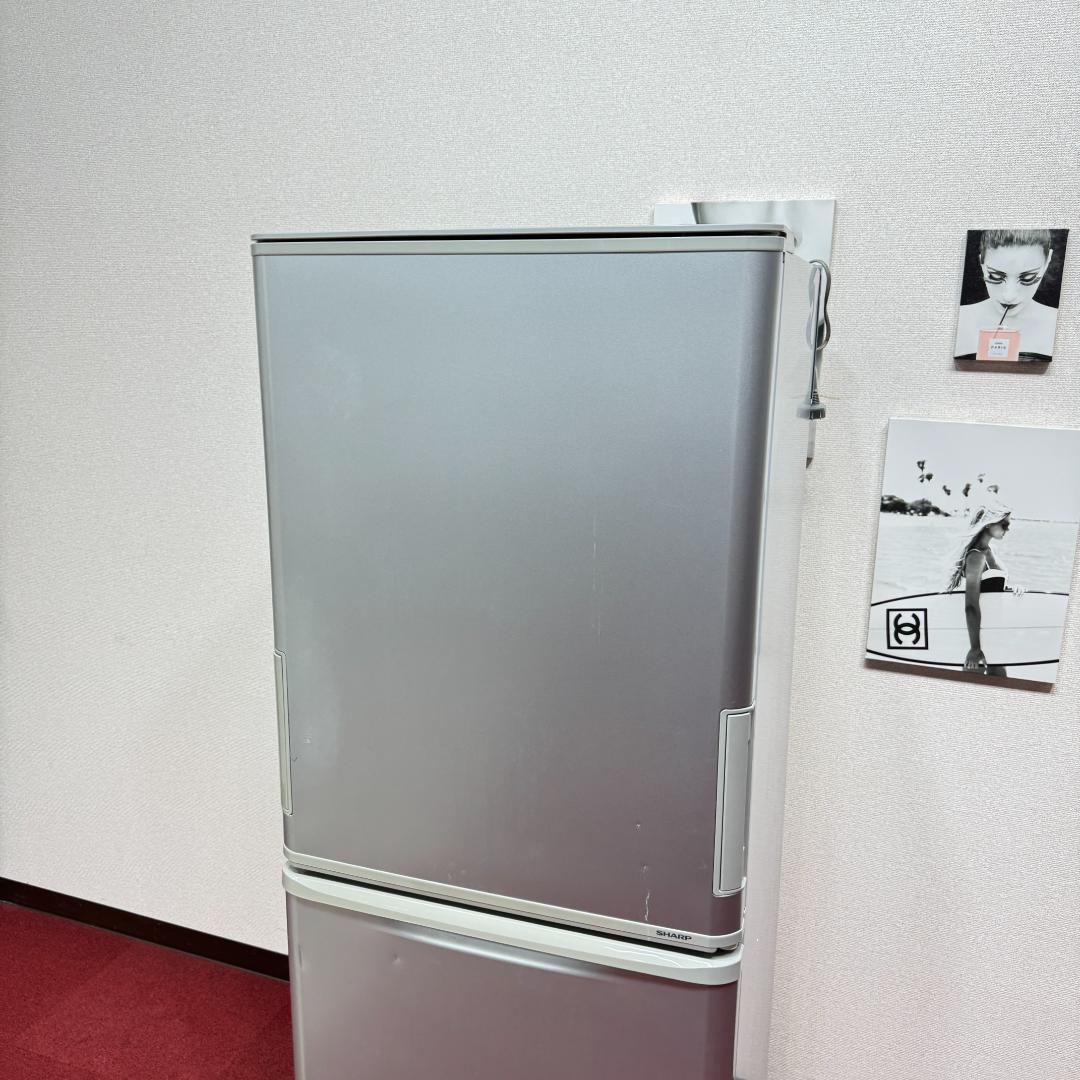 東京23区送料無料　美品シャープ2017年製　3ドア350L　洗浄/除菌済み
