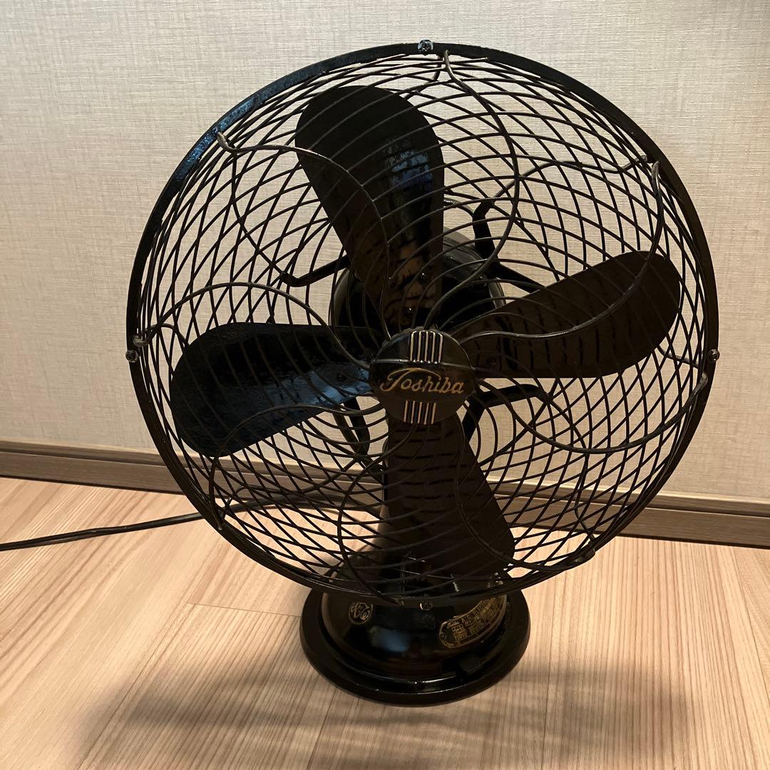 年末特価　Toshiba ADF-38 AC電動扇風機 ブラック