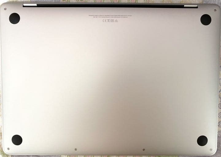 ※値下げ【使用5回以内】Macbook pro 2019 13 inch