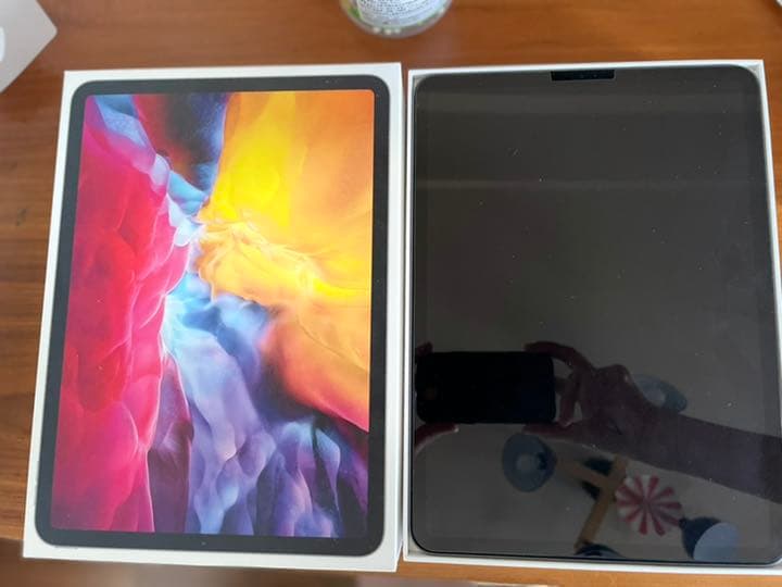 IPad Pro(第2世代)11インチ256GBWi-FiモデルMXDC2J/A