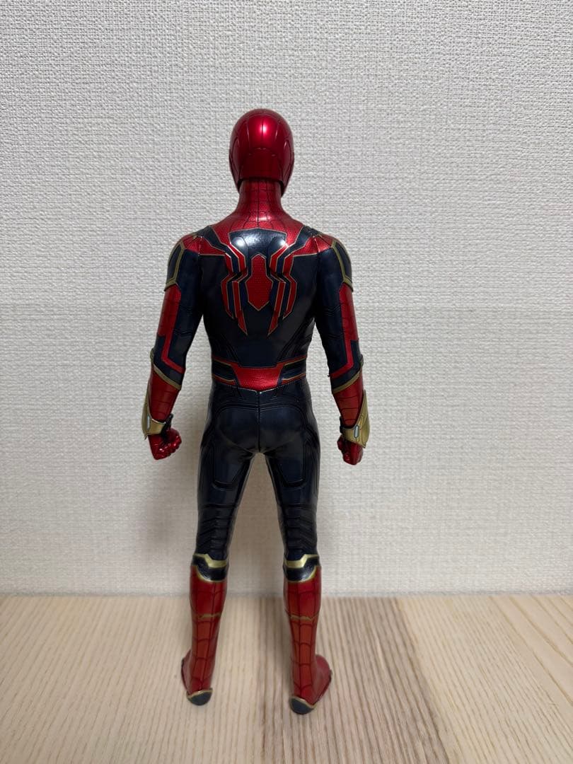 ホットトイズ　アイアンスパイダー　スパイダーマン　hottoys