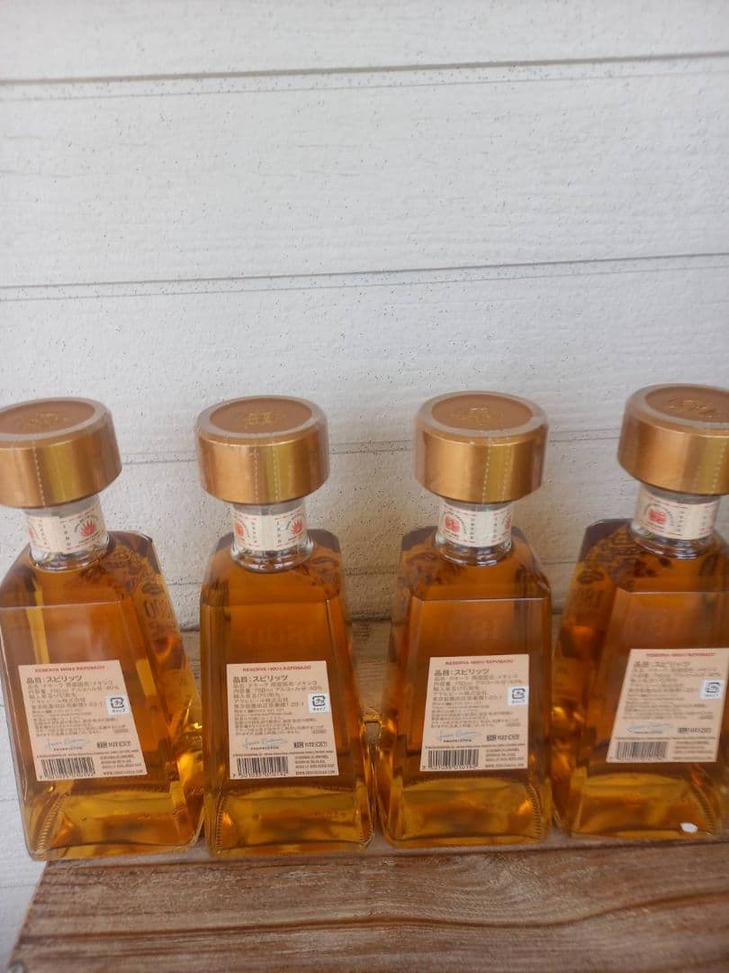 テキーラ　クエルボ　1800 レポサド　750ml ４０度　４本セット