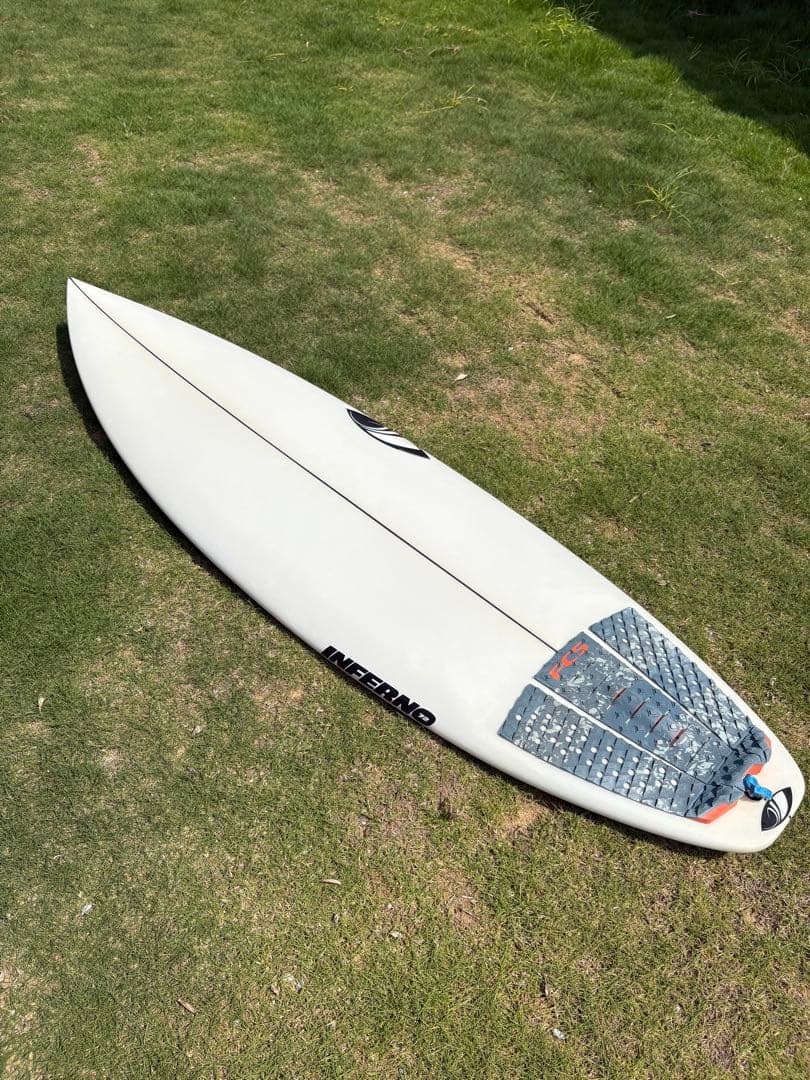 シャープアイ　インフェルノ72 ショートボード