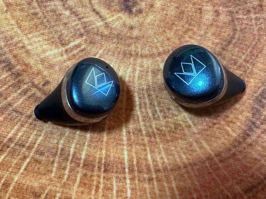 Noble Audio FALCON MAX イヤホン