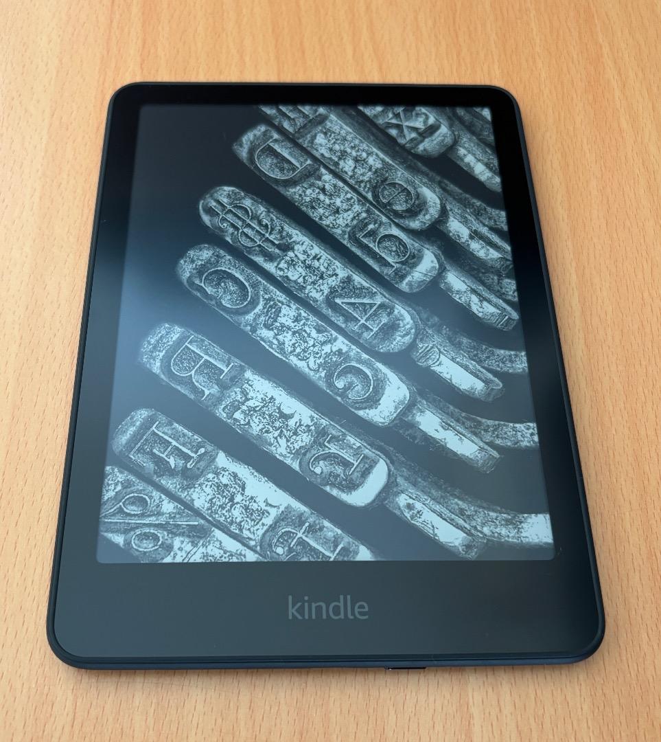 【ざぶとん】第12世代Kindle Paperwhite 本体