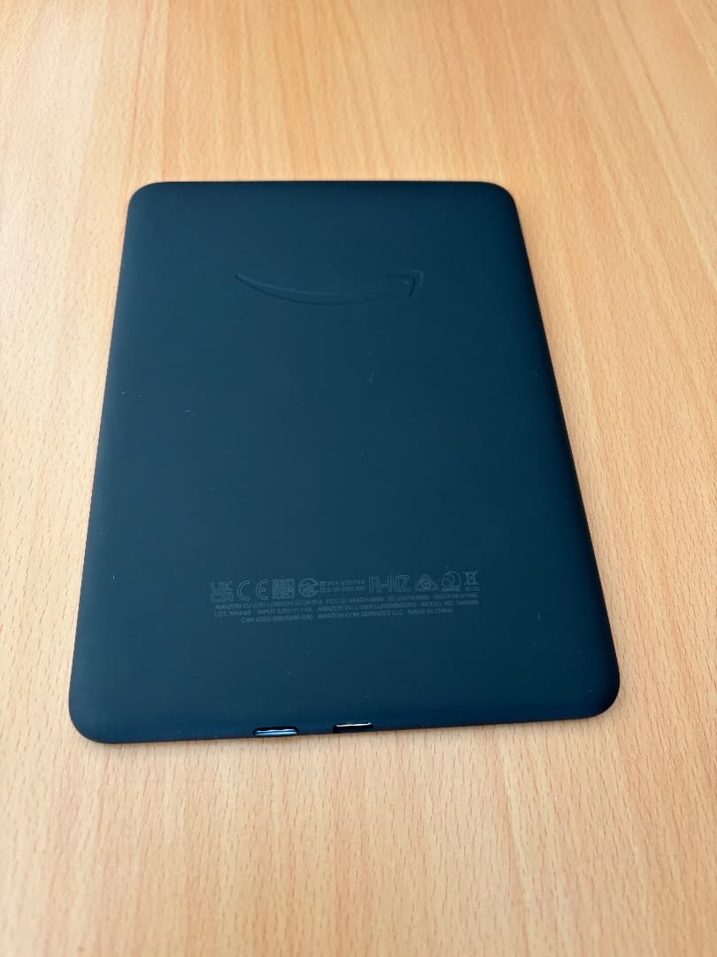 【ざぶとん】第12世代Kindle Paperwhite 本体