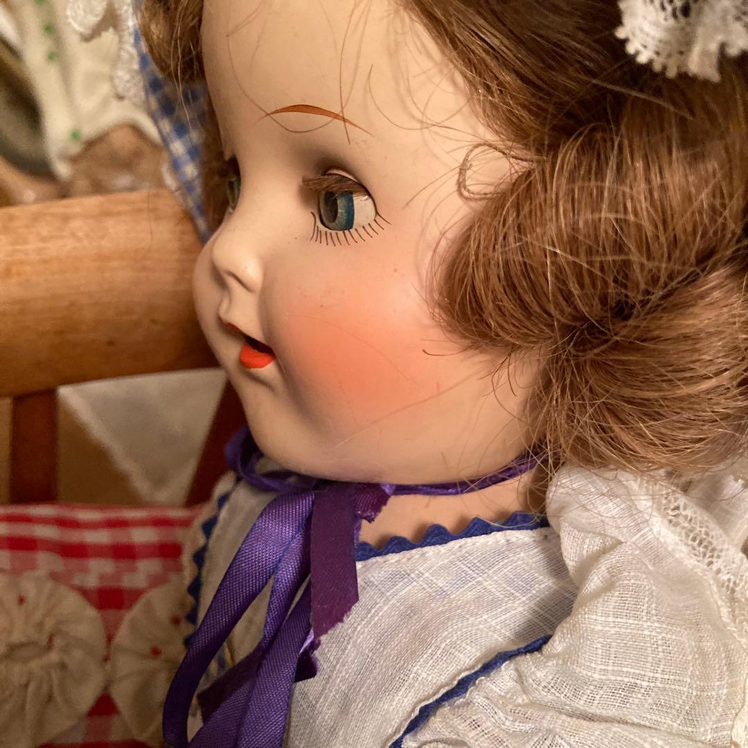 アンティークドール青と白のチェック柄