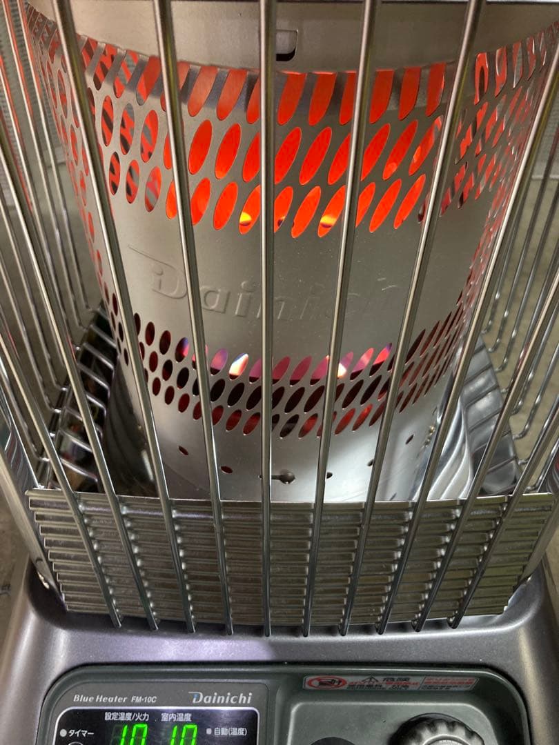 すぐ発送❕　美品❕［送料無料❕］ダイニチ ブルーヒーター FM-10C ②