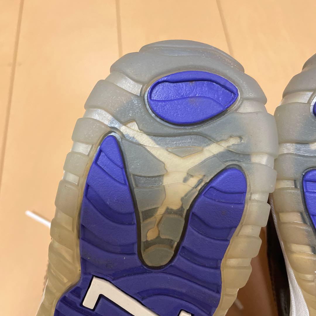 エアジョーダン11 コンコルド　22cm