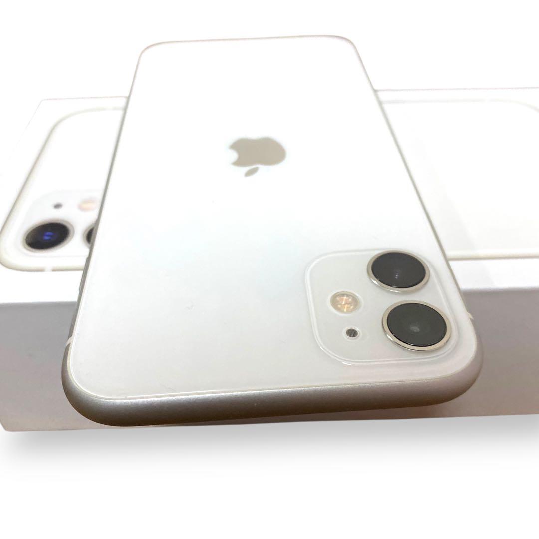 Apple iPhone 11 ホワイト 本体　128GB SIMフリー　箱付き