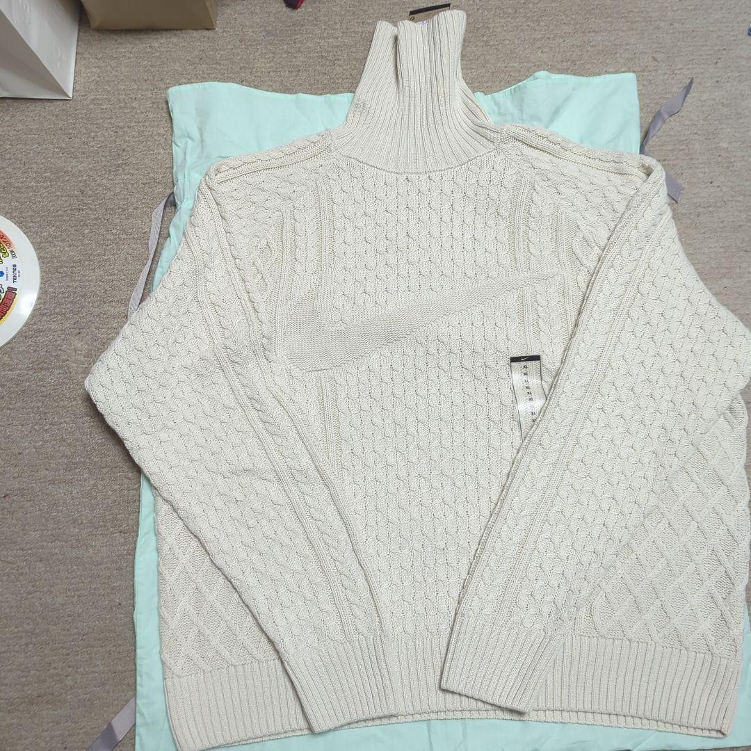 Nike タートルネック セーター