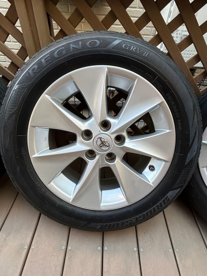 20アルファード純正ホイール