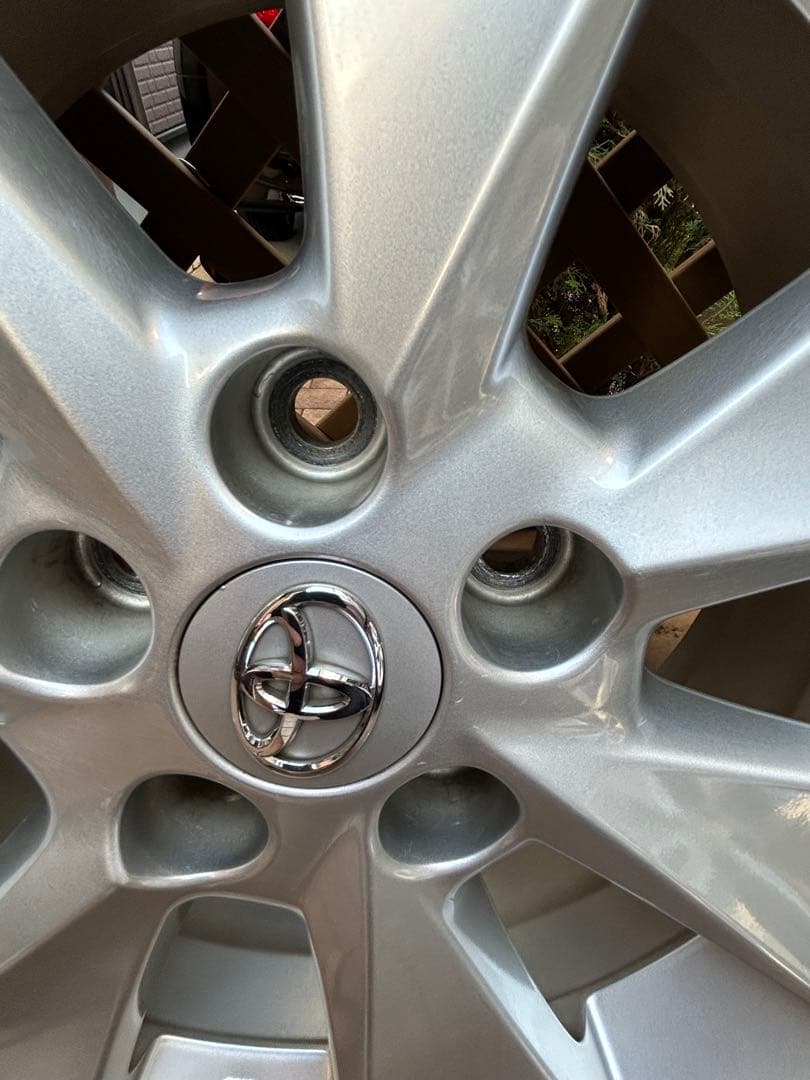 20アルファード純正ホイール