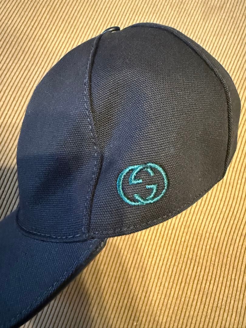 GUCCI ベースボールキャップ　L