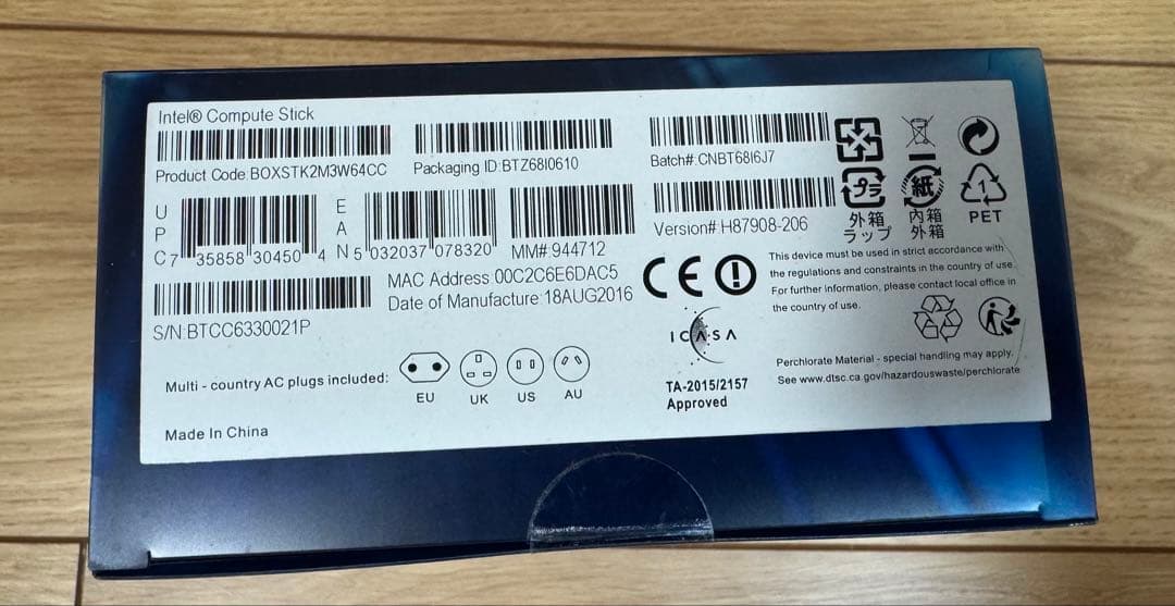 ミニPC INTEL COMPUTE STICK STK2M3W64CC