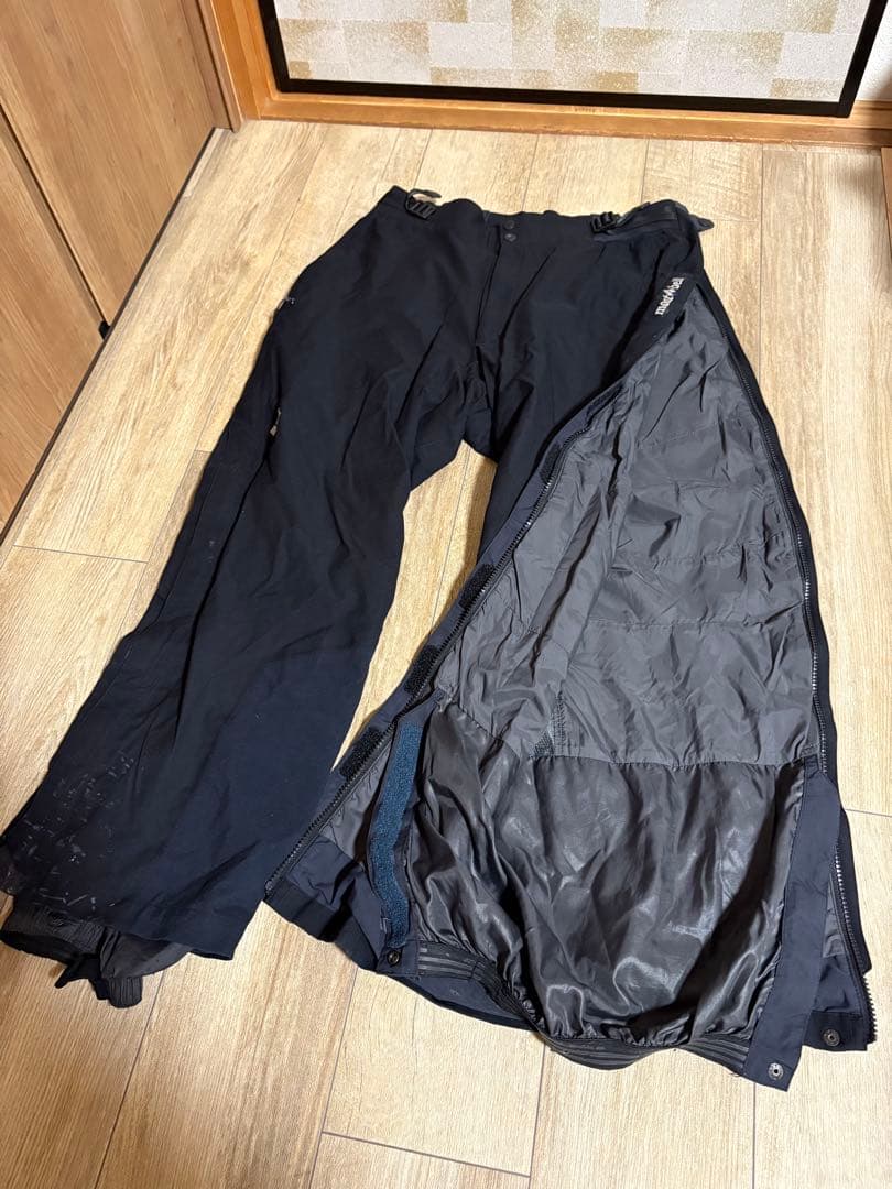 モンベルサイドオープンゴアテックスパンツL/Sサイズ スキースノボ冬季登山用