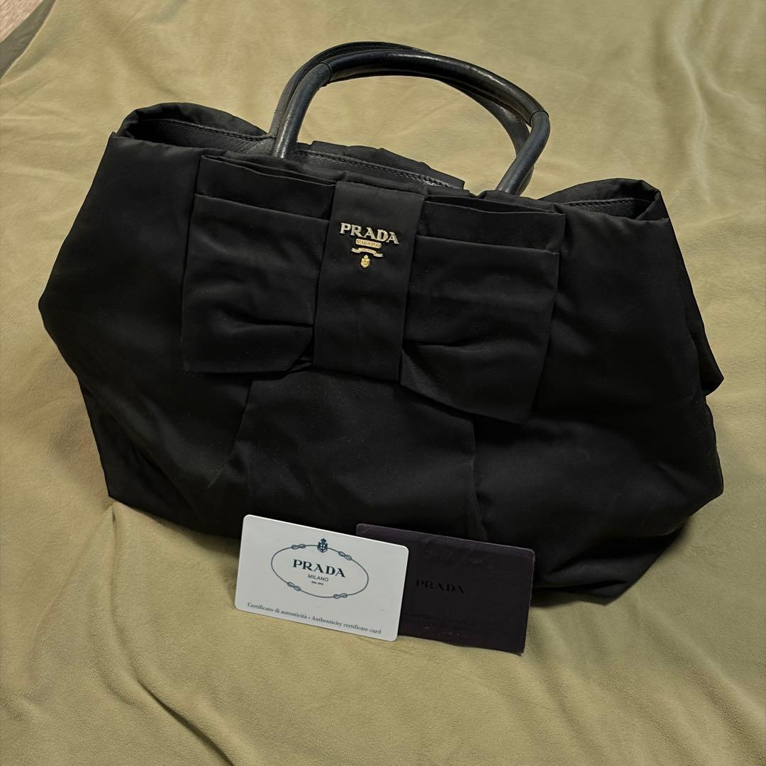 プラダ PRADA TESSUTO FIOCCOナイロン トートバッグ 黒
